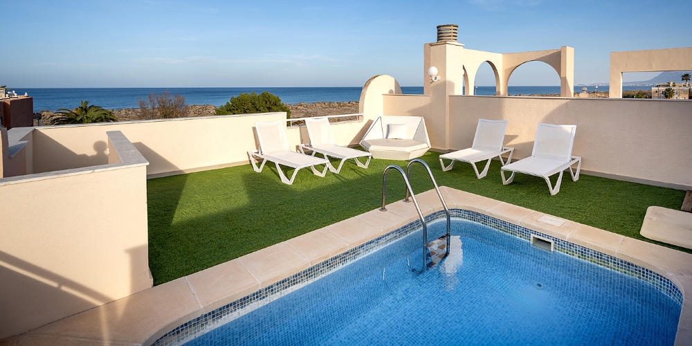 Classic Suite with private pool